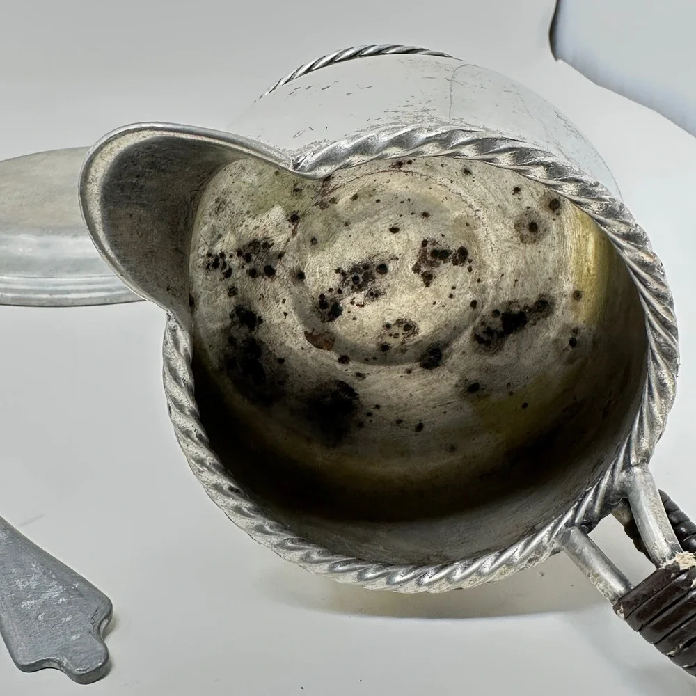 N/A material pewter